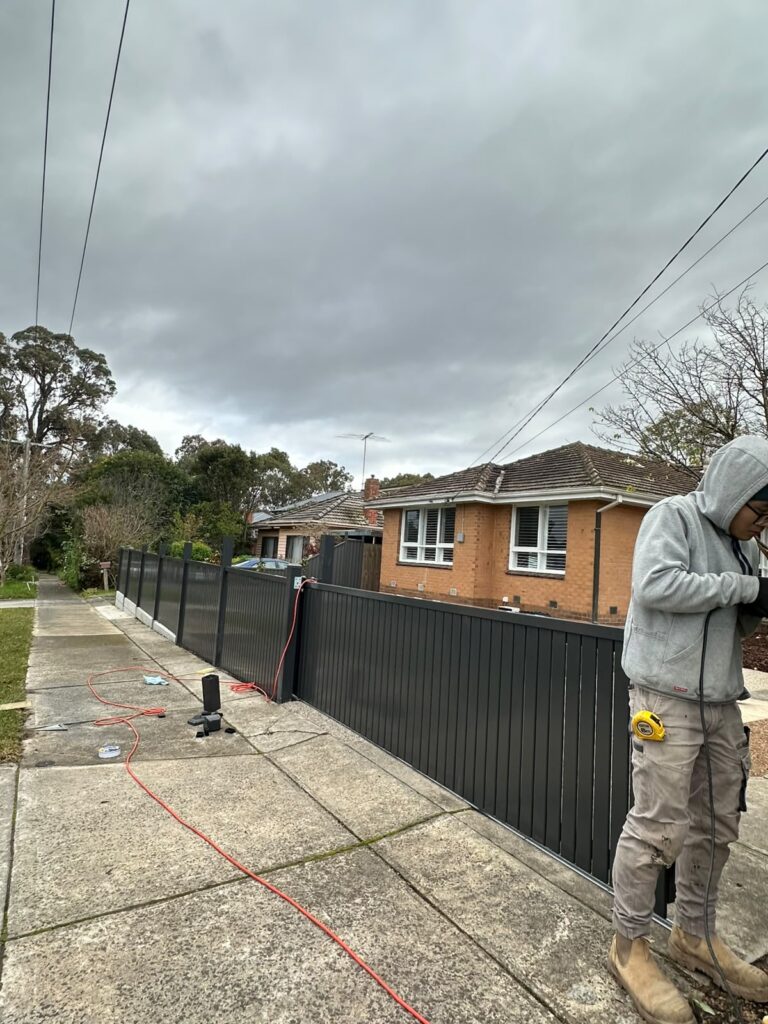 Fencing & Gates Installation Melbourne.