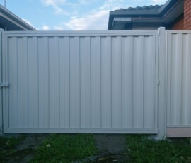 oplus_1056 Melbourne weather colorbond fences